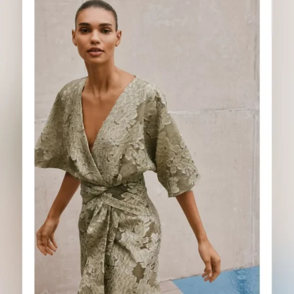 Zara Textured Draped Dress - Picture 5 of 8